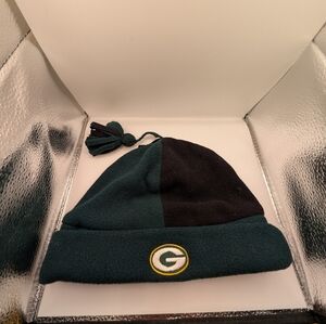 Green Bay Packers Black and Green Beanie